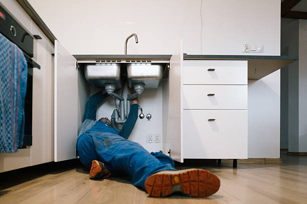 Professional Leak Detection technician working in Brownsboro, TX